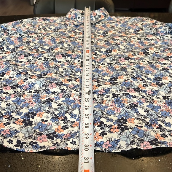 CHAPS - Floral long sleeve XL - Picture 7 of 7